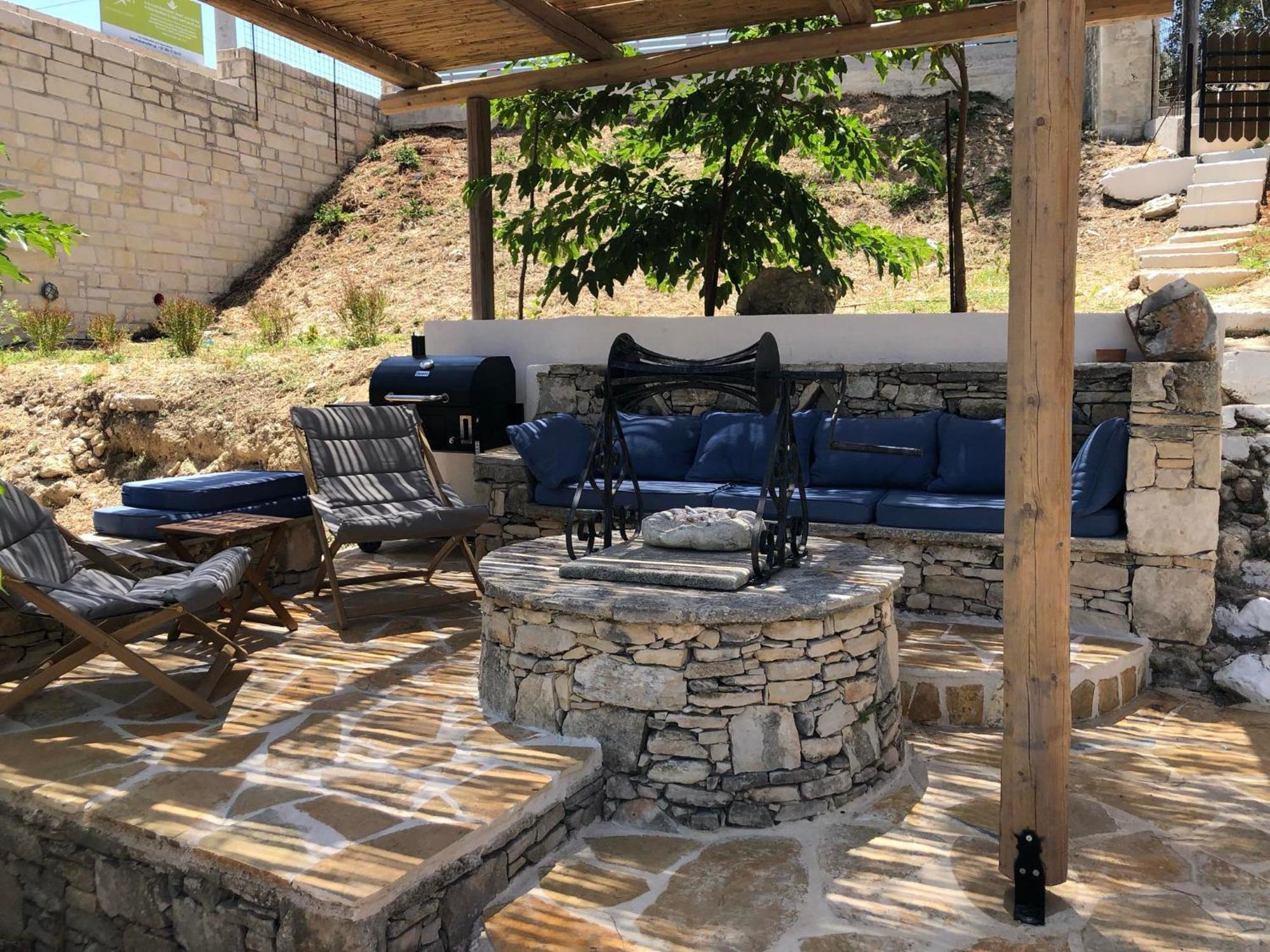 Antonia Tatil Evi Almirida